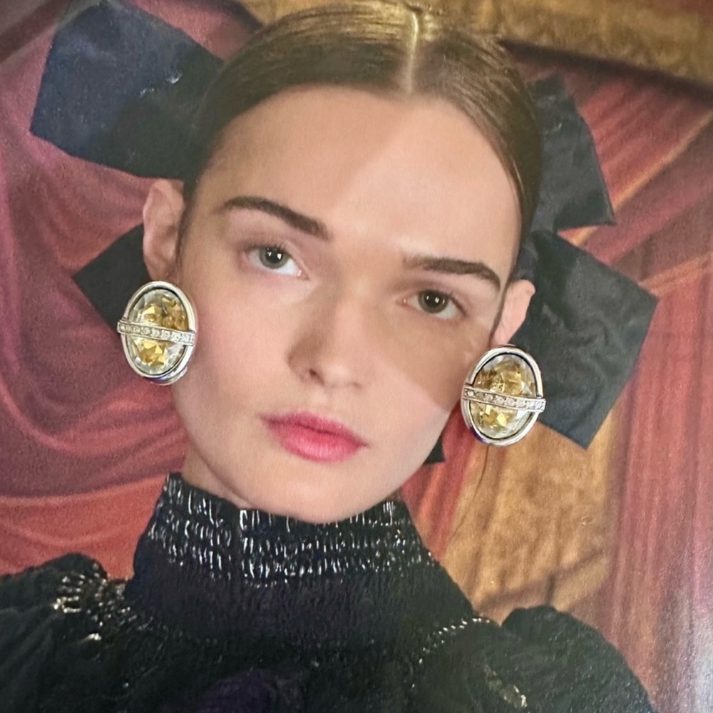 Dior Silver and Pearl-Tone Clip-On Earrings - Picture 7 of 9